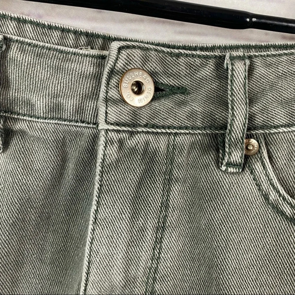 BULLHEAD Denim Co. High Rise gray distressed denim shorts Sz 3 - Picture 3 of 6